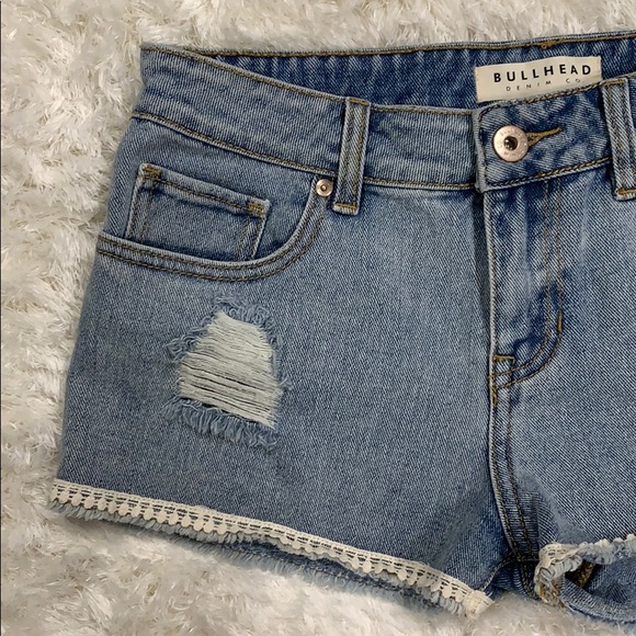 Bullhead Denim Jean Shorts Size 7 Great Distressed - Picture 3 of 5
